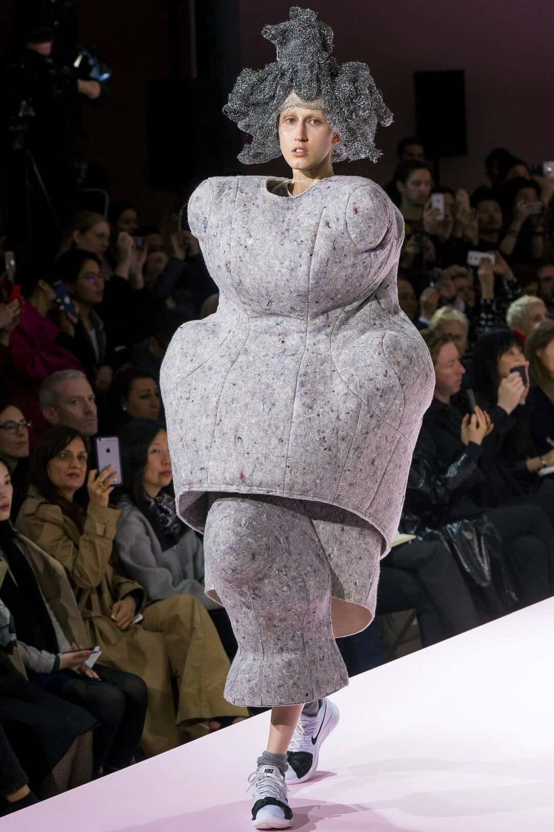 Comme des Garçons: Ready-to-wear AW17 - 10 Magazine